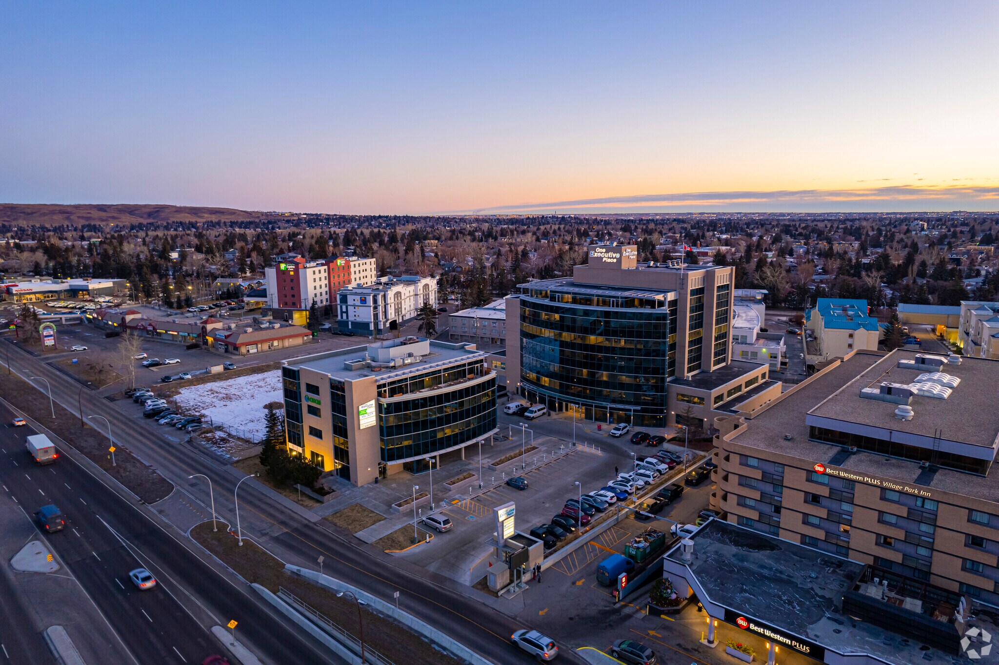 Executive Place photo 14